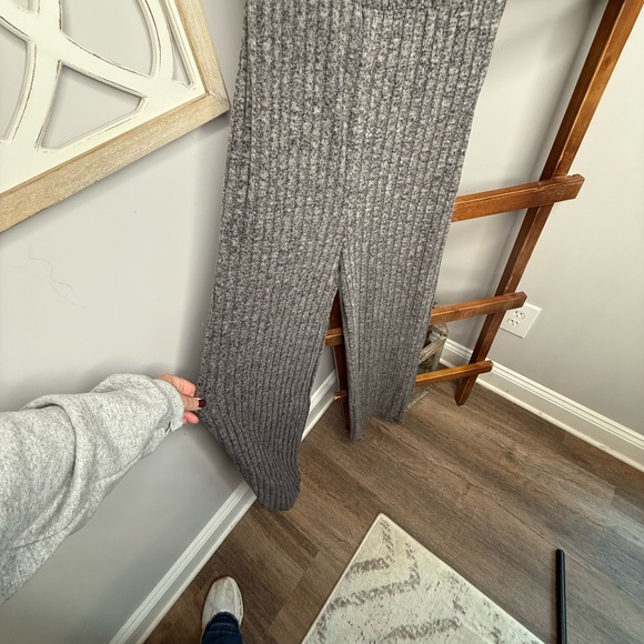 Gray Ribbed Women's Jumpsuit - Picture 5 of 7